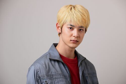 秋本虎之介 読み書きが苦手なことを馬鹿にされてきた」20歳で定時制高校に通い始め