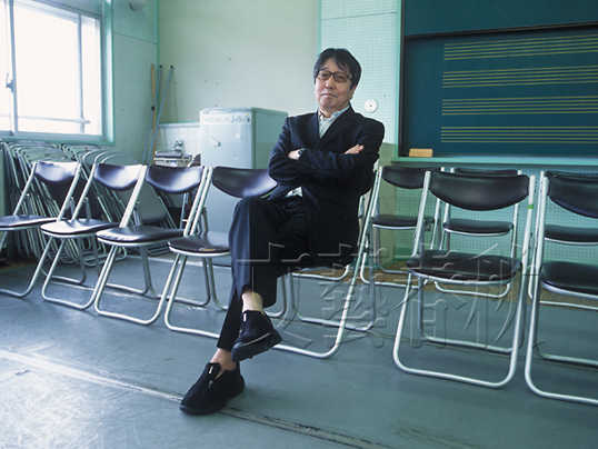 “日本一の人気演劇人”つかこうへいの情熱、“韓国との橋渡し”
