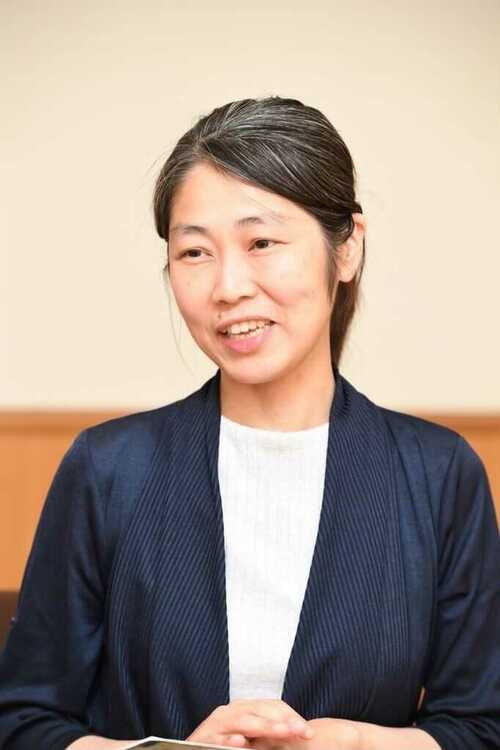 直木賞候補作家インタビュー「天才絵師の娘の数奇な人生を描く