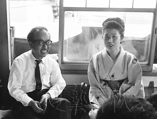 菊田一夫に見出されて開花した「日本のお母さん女優」森光子