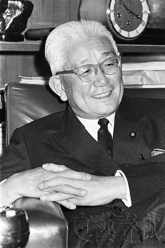 「絹のハンカチ」藤山愛一郎の夢は叶わなかった