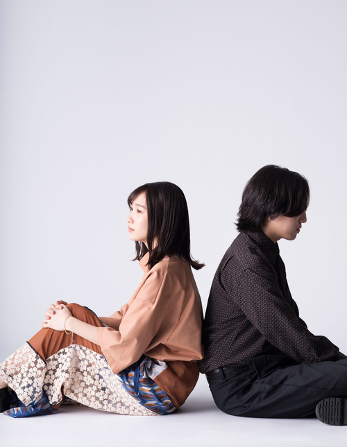 YOASOBI「僕たちのルーツと、いま目指すミライ」 別冊文藝春秋