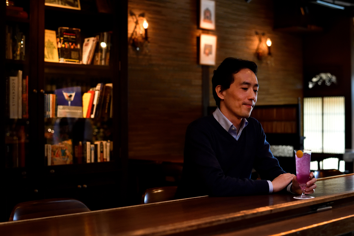 Bar「夜の翼」をめぐった主人公たちの冒険の記録。秘密の「島の名」と美酒の詳細、全公開!