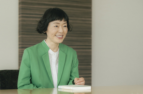 この先大丈夫かな？」と思った時、小林聡美の“いつもの暮らし”が私たち